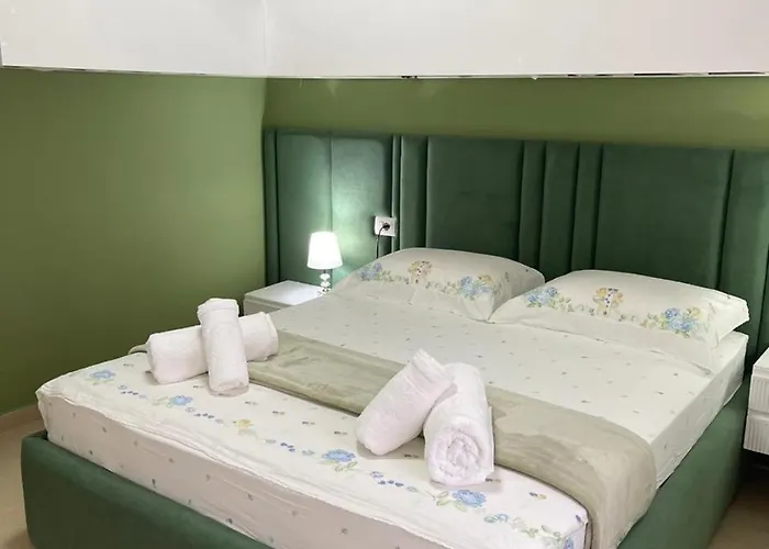Apartament Rej Velipoje